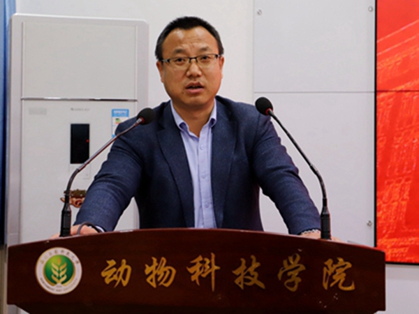 d3780f7aef054e1e88091d5f20417024.jpg 王力.jpg